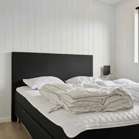 Villavilla 1002 - Fjellerup, østjylland * Glesborg